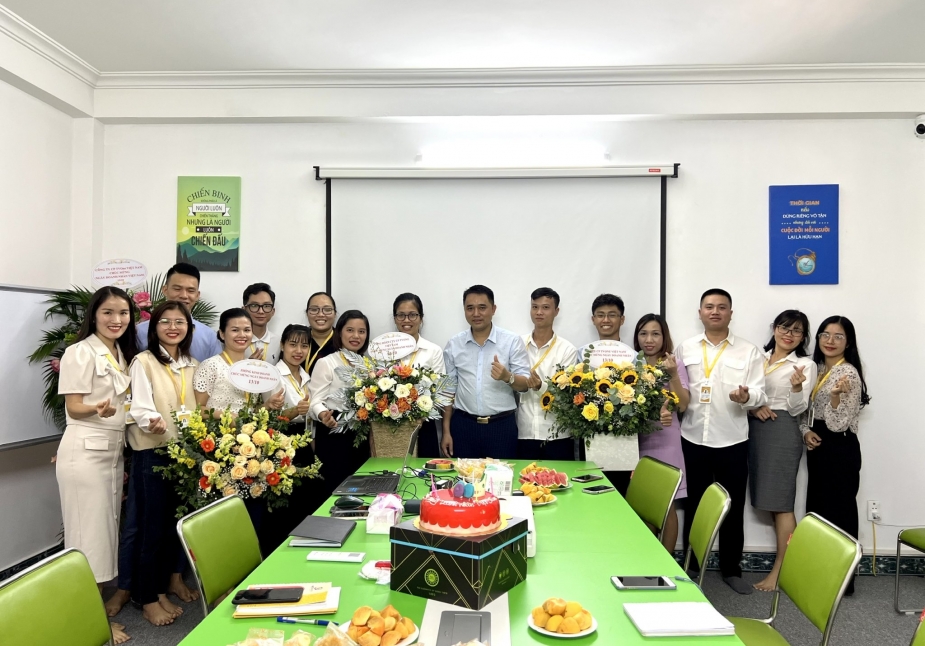 TVONE VIỆT NAM KỶ NIỆM NGÀY DOANH NHÂN VIỆT NAM VÀ VINH DANH CBVN CÓ THÀNH TÍCH XUẤT SẮC TRONG QUÝ III 2022